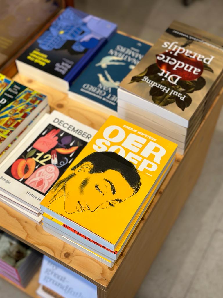 WhatsApp Image 2024-01-03 at 09.51.19 cover van boek Oersoep van Bregje Hofstede